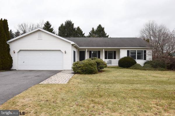 3117 WILLIAMSBURG DR, State College, PA 16801