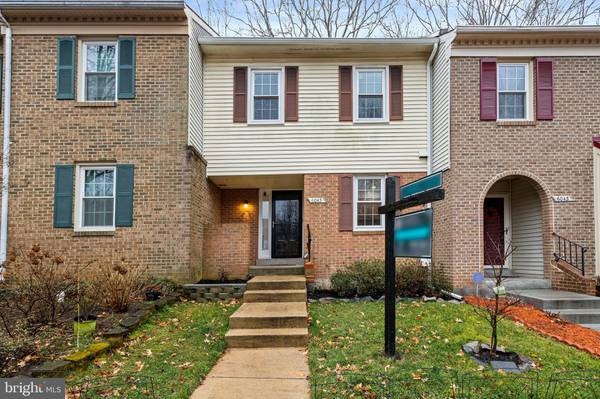 6045 CROWN ROYAL CIR, Alexandria, VA 22310