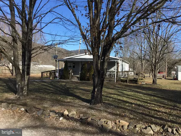 151 CHARLENA DR, Brandywine, WV 26802