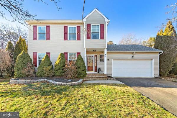 15 TARA CT, Barnegat, NJ 08005