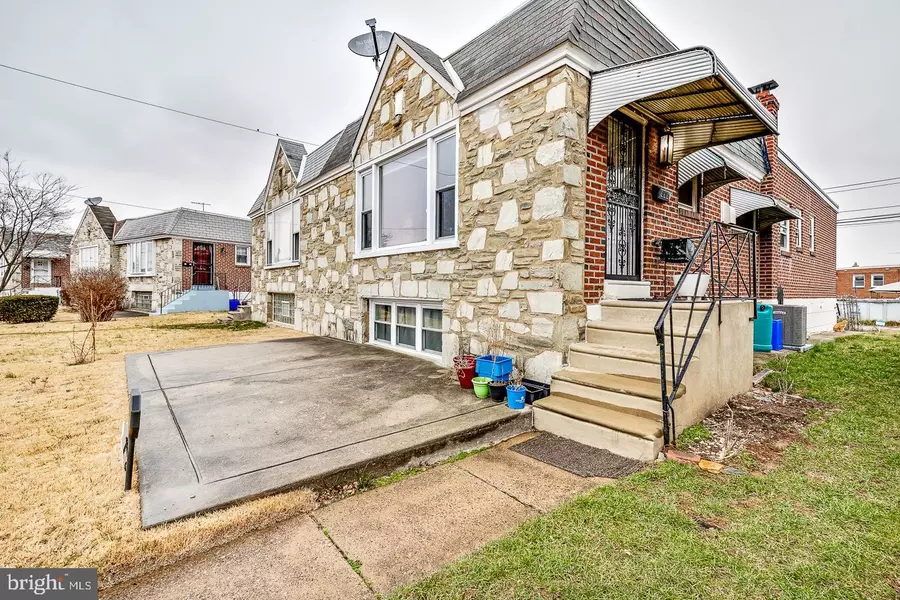 8841 LISTER ST, Philadelphia, PA 19152