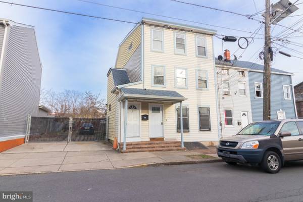 242-244 2ND ST, Trenton, NJ 08611