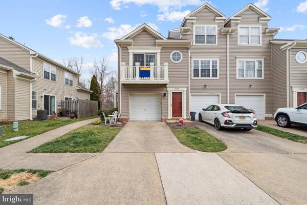 43404 EDGECLIFF TER, Ashburn, VA 20147