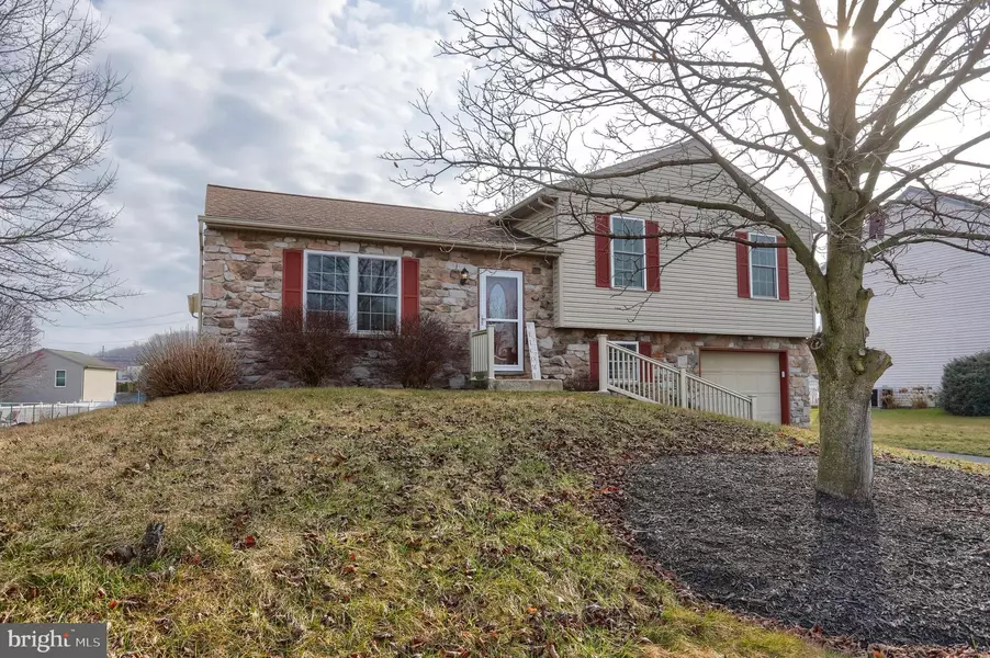 115 W BROOKFIELD DR, Lebanon, PA 17046