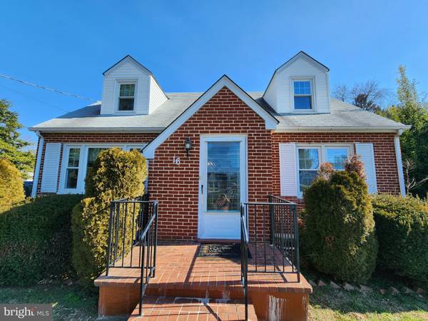 16 MAPLE AVE, Newark, DE 19711