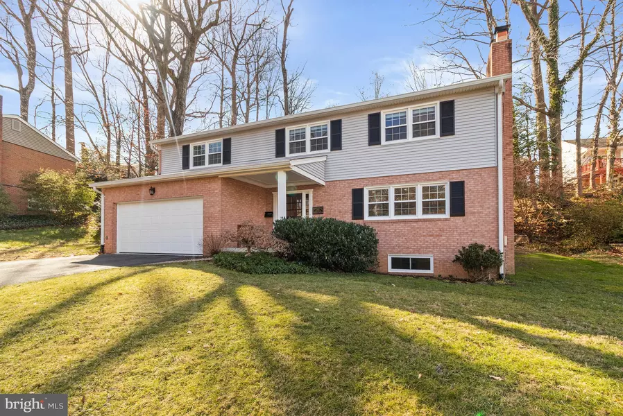 3312 PRINCE WILLIAM DR, Fairfax, VA 22031