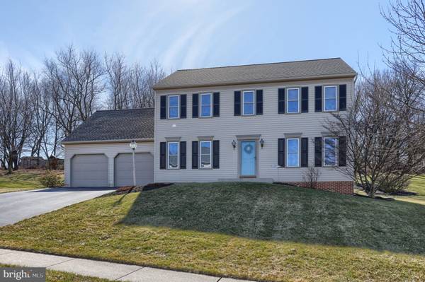 320 COACHMAN LN, Palmyra, PA 17078