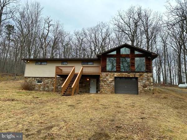 11553 LOWER KNOBLEY RD, New Creek, WV 26743