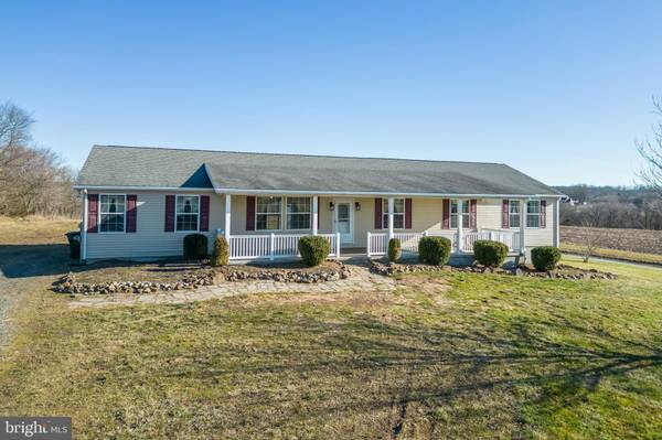 305 HOFFMANSVILLE RD, Bechtelsville, PA 19505