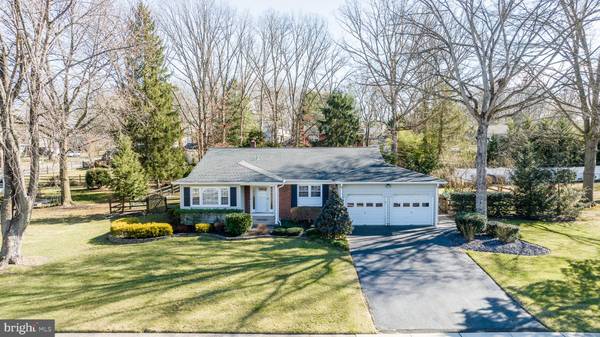 670 PAXSON AVE, Hamilton, NJ 08619