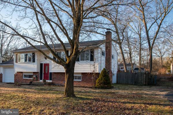 208 COLORADO TRL, Browns Mills, NJ 08015