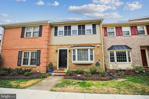 8208 CLIFTON FARM CT, Alexandria, VA 22306