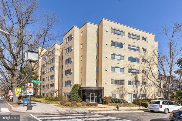 5315 CONNECTICUT AVE NW #102, Washington, DC 20015