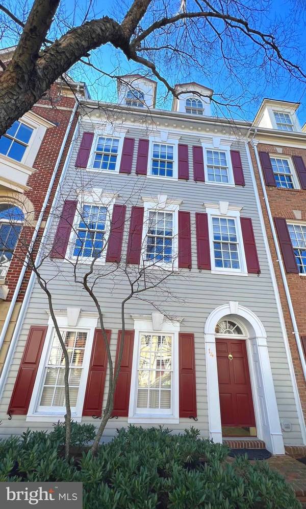 14 FRANKLIN ST, Alexandria, VA 22314