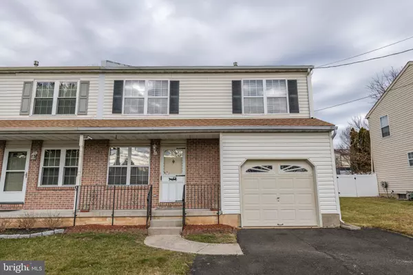 410 AVE E #A, Horsham, PA 19044