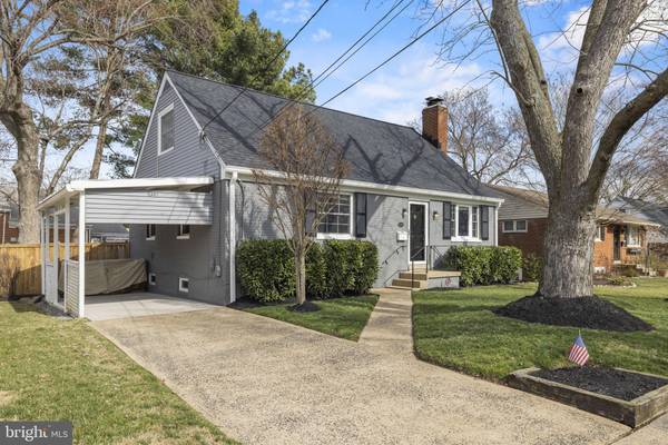 5341 THAYER AVE, Alexandria, VA 22304