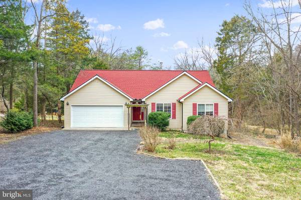 873 HIDDEN HOLLOW DR, Kearneysville, WV 25430