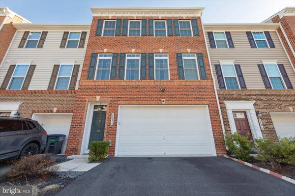 26074 HUNTWICK GLEN SQ, Aldie, VA 20105