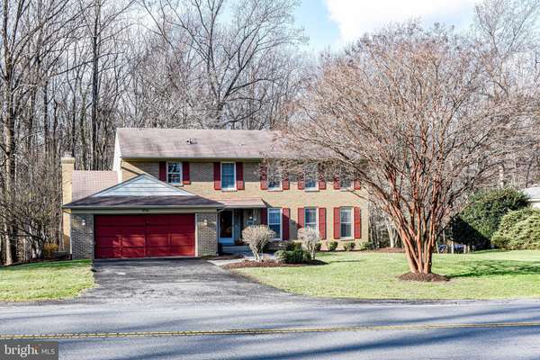 916 RIDGE DR, Mclean, VA 22101