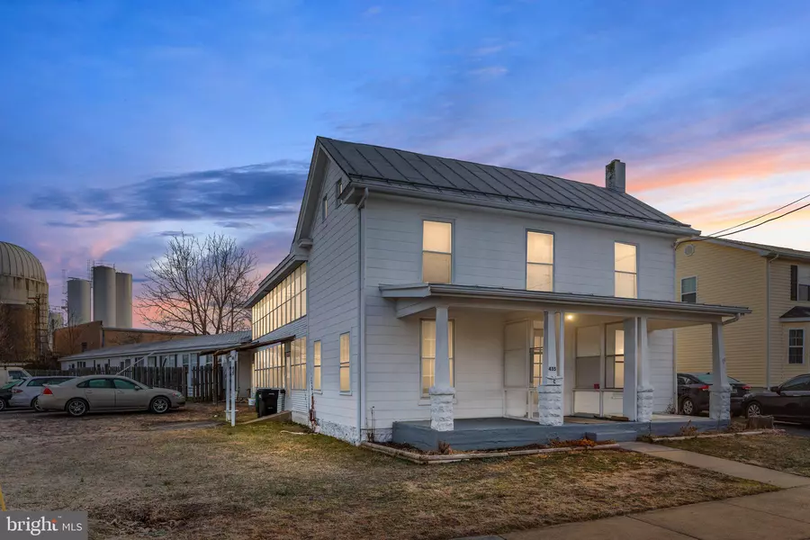 435 E QUEEN ST, Strasburg, VA 22657