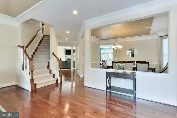 Falls Church, VA 22041,5815 FALLS GATE CT