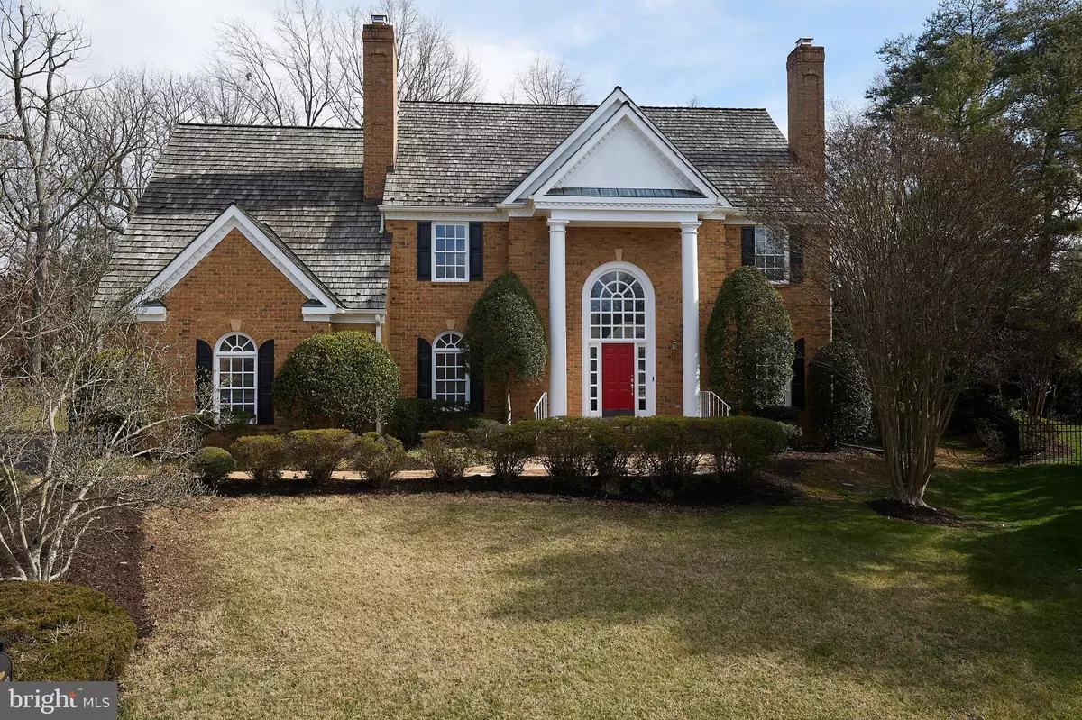 Alexandria, VA 22309,9389 WARBURTON CT