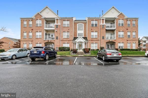 Rosedale, MD 21237,5215 GLENTHORNE CT #5215