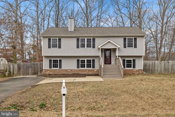 10704 CRESTWOOD DR, Spotsylvania, VA 22553