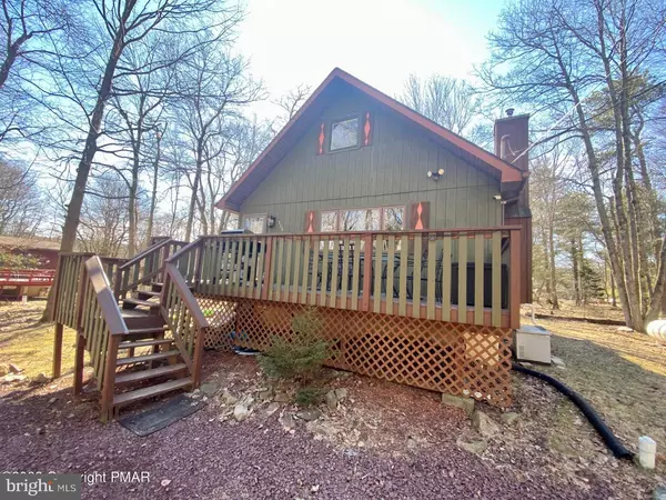 Lake Harmony, PA 18624,115 ESTATES DR