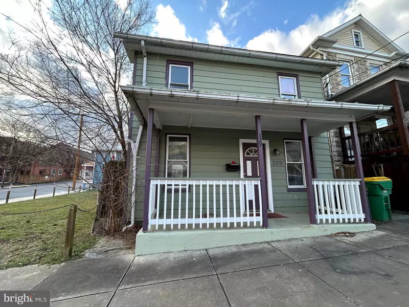 329 S MAPLE AVE, Martinsburg, WV 25401