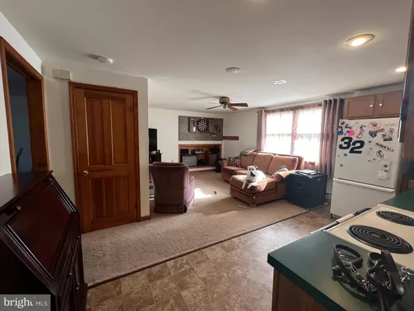 Woodstown, NJ 08098,45 LEE ST