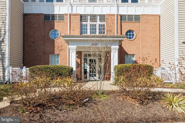 100 WATKINS POND BLVD #2-405, Rockville, MD 20850