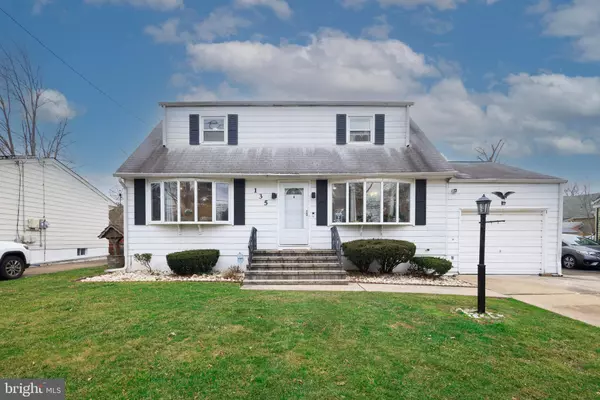 135 BUTTONWOOD DR, Ewing, NJ 08638