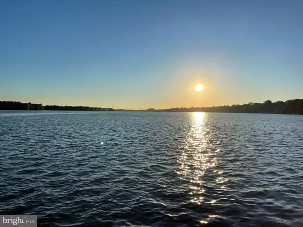 Beverly, NJ 08010,128 COOPER ST