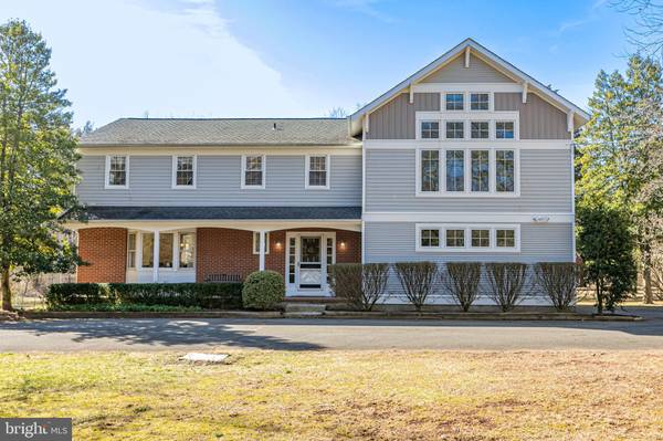 40 TITUS MILL RD, Pennington, NJ 08534