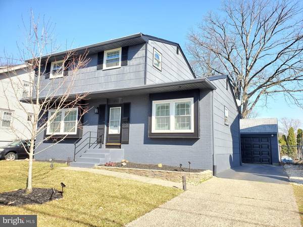 4732 OAK TER, Pennsauken, NJ 08109