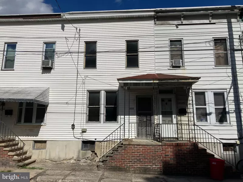 608 N 8TH ST, Pottsville, PA 17901