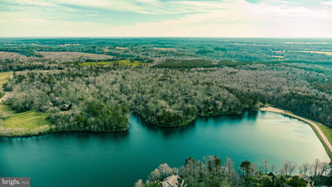 1944 SHENANDOAH CROSSING DR, Gordonsville, VA 22942