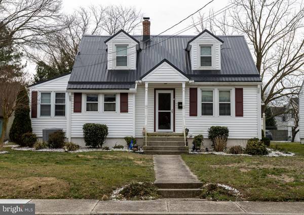 4 DELAWARE AVE, Milford, DE 19963