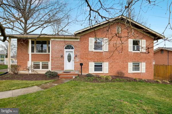 11407 GEORGETOWNE DR, Potomac, MD 20854