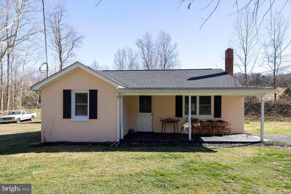 2355 PINE GROVE RD, Stanley, VA 22851