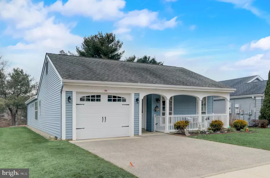 151 BUCKINGHAM DR, Southampton, NJ 08088