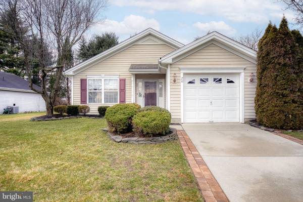 20 MAPLE LEAF CIR, Sewell, NJ 08080