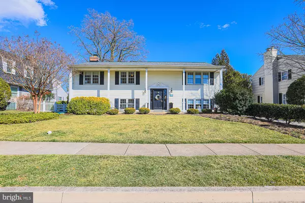 8305 CARRBRIDGE CIR, Towson, MD 21204