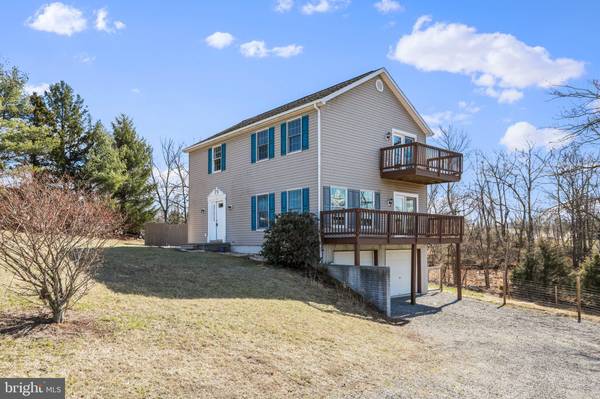 47 FINCH DR, Berkeley Springs, WV 25411