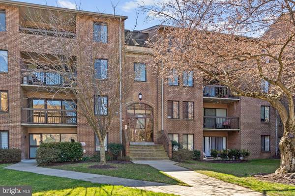 11305 COMMONWEALTH DR #101, Rockville, MD 20852