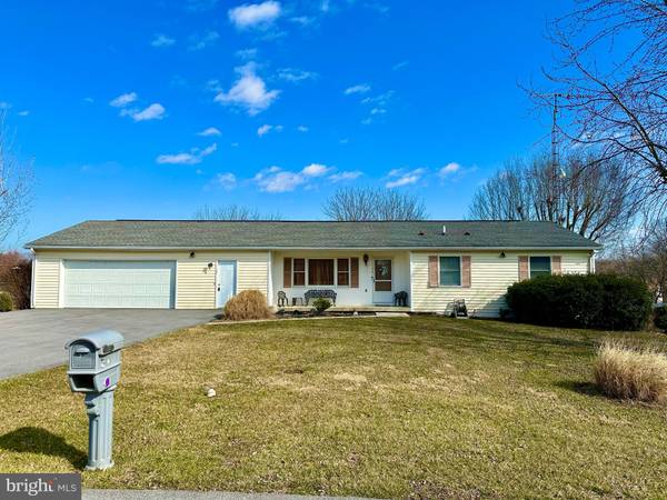 76 SYLVIA CT, Martinsburg, WV 25404