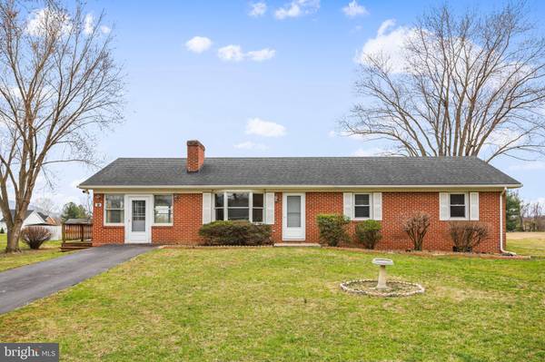 81 MOLINEAU RD, Edinburg, VA 22824