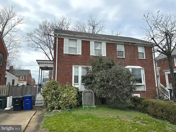 2738 S TROY ST, Arlington, VA 22206