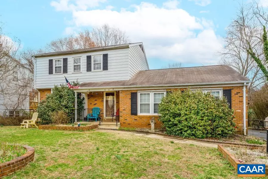 2702 IDLEWOOD DR, Charlottesville, VA 22903